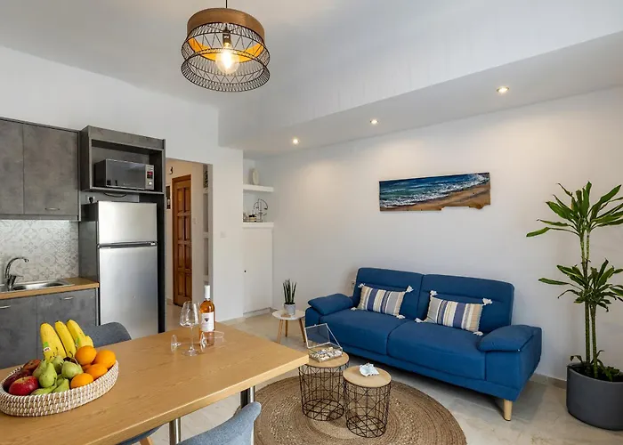 Atop Silver Luxury * Ermoupoli